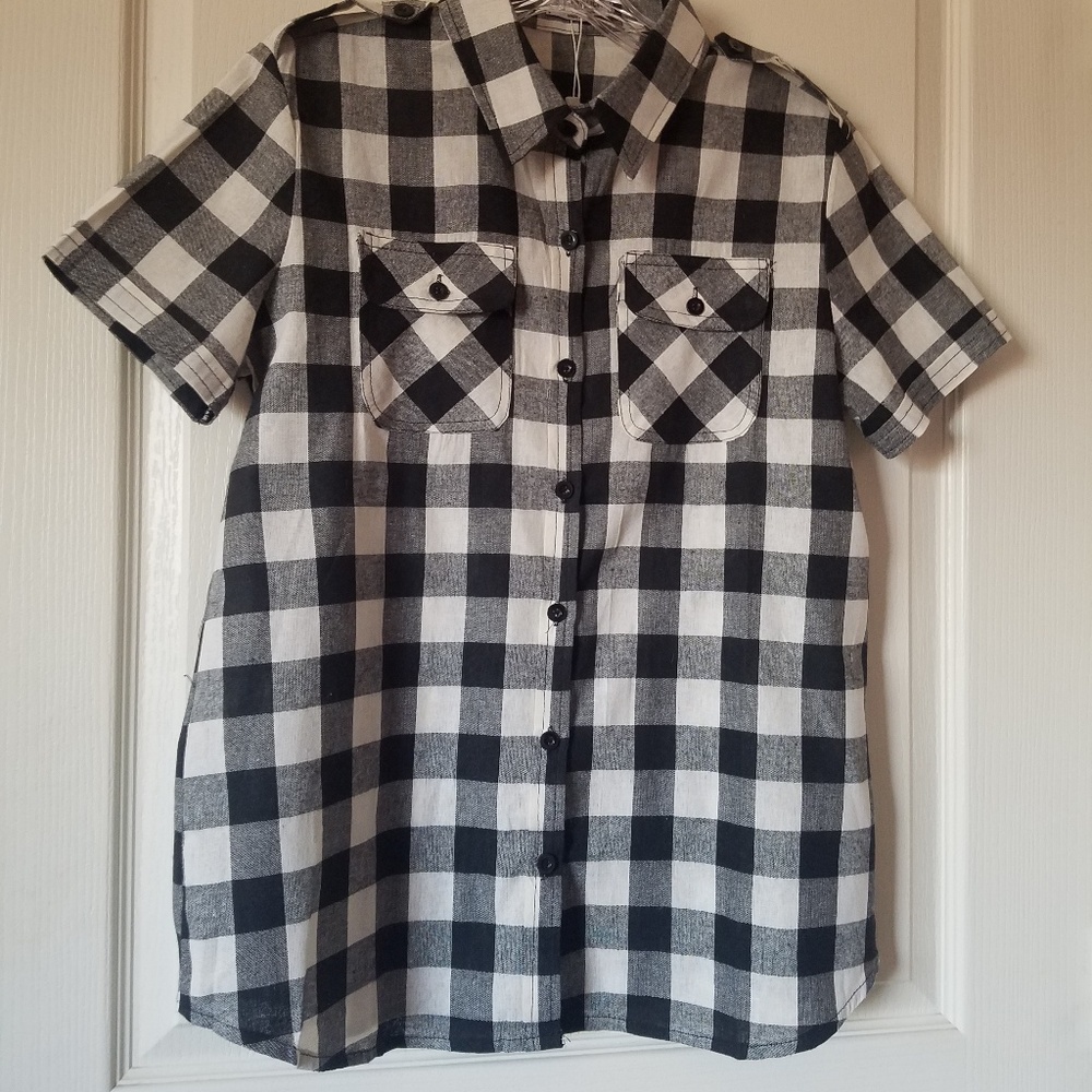 Ladies checkered blouse